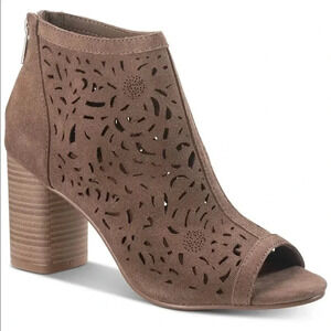 American Rag Taupe Suede Sandal